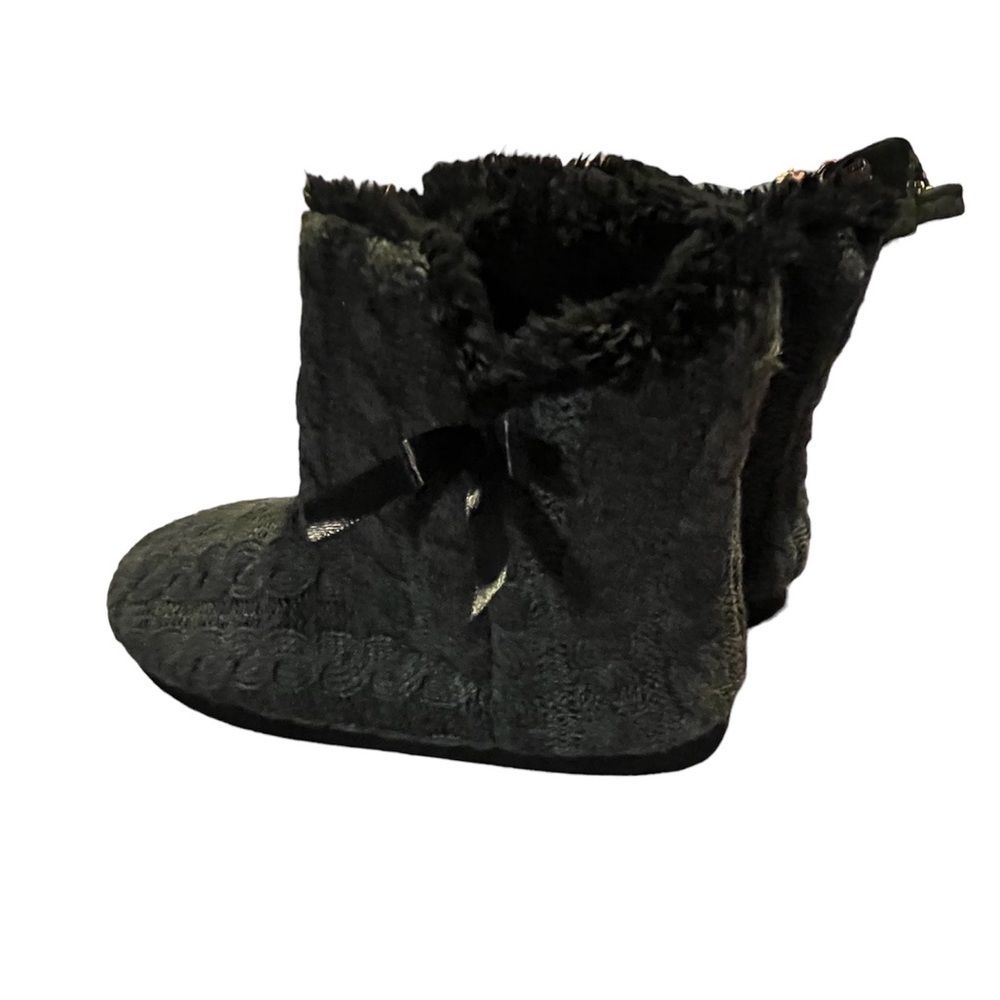 High Top Slippers Sz 9 (40-41)